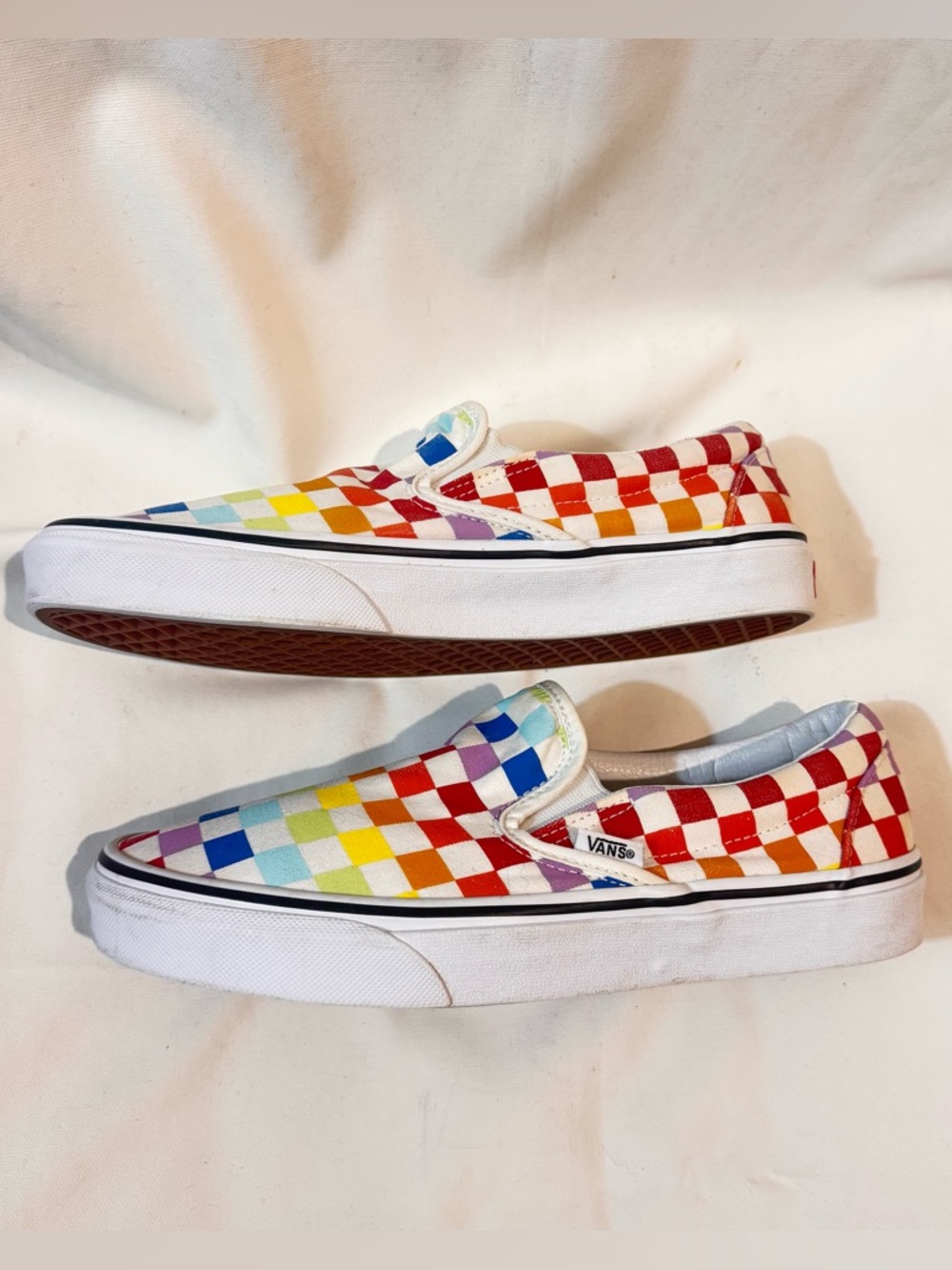 Vans Unisex 7 Men/8.5 Wmn Slip On Rainbow Checkerboard Skate Shoe EUC PRIDE - Picture 4 of 8